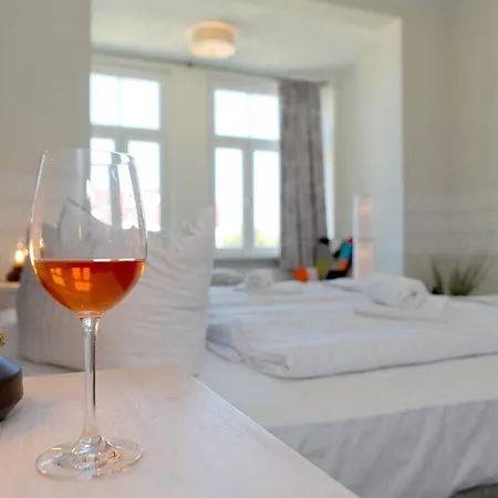 Apartamento Zum Weissen Roessl App Strandkoje Heringsdorf (Usedom)
