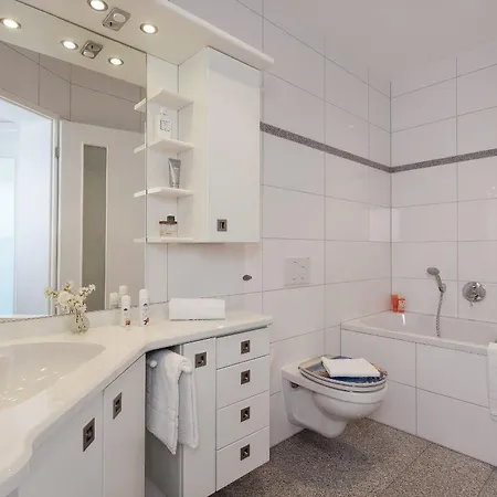 Zum Weissen Roessl App Strandkoje * Heringsdorf (Usedom)