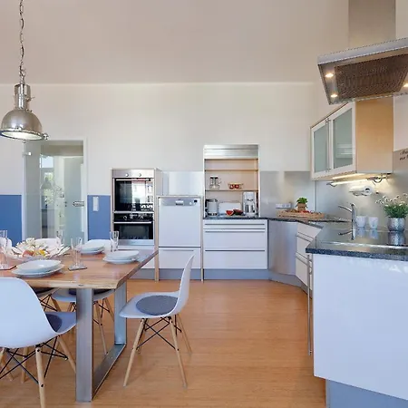 Zum Weissen Roessl App Strandkoje * Heringsdorf (Usedom)