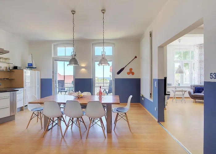 Zum Weissen Roessl App Strandkoje